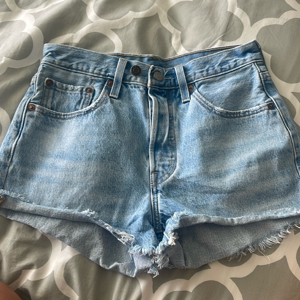 Levi’s 501 jean shorts